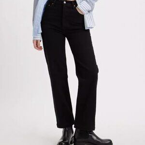 Black Levis' ribcage straight ankle jeans